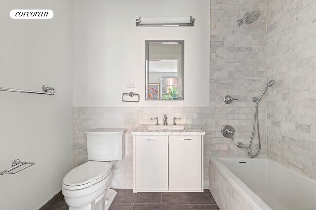 Building Photo - 96 Barrow St