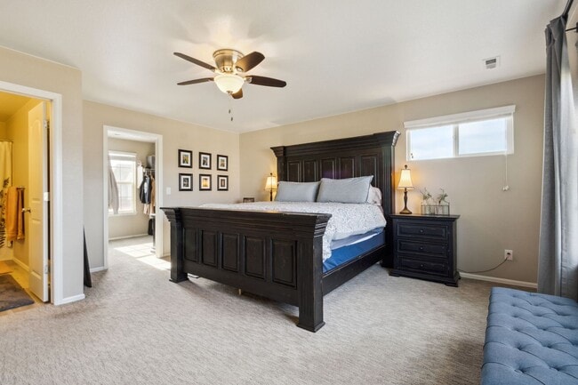 Building Photo - Modern and Updated 3-Bedroom, 2.5 Bathroom Home with Solar in Windshire Park