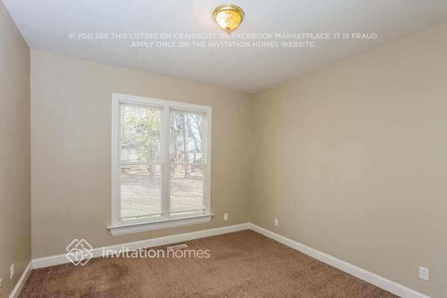 Building Photo - 19524 Coachmans Trace