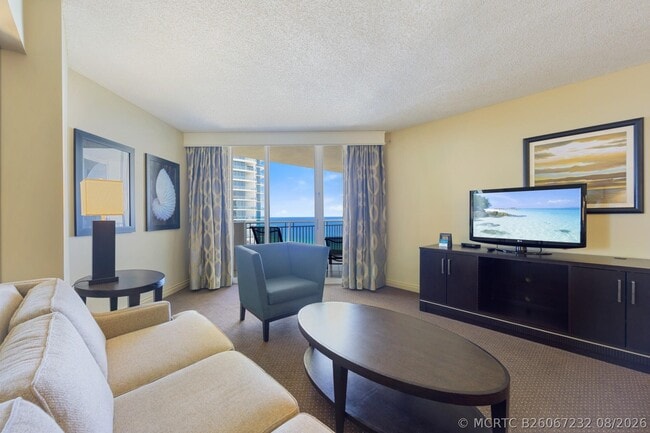 Building Photo - 17375 Collins Ave