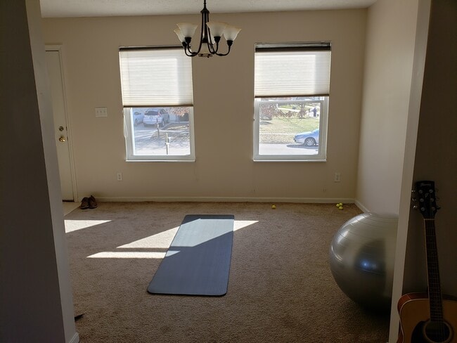 Building Photo - 714 Linden Creek