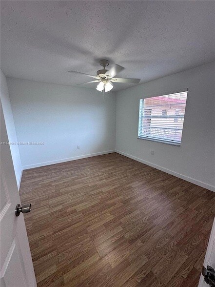 Building Photo - 6090 W Flagler St