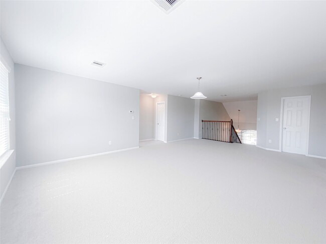 Building Photo - 6227 Carnaby Ln