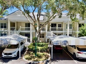 Building Photo - 3608 54th Dr W