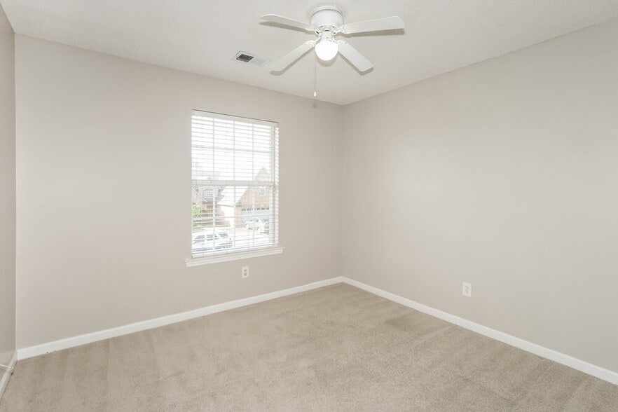 Building Photo - 11626 Mahogany Dr