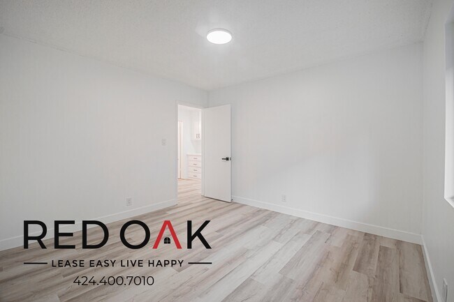 Building Photo - 6501 Cherry Ave