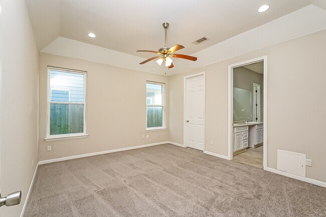 Building Photo - 10208 Jessalyn Lane