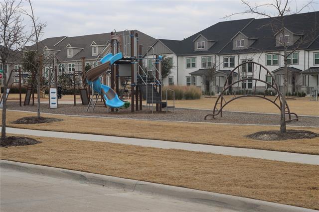 Building Photo - 9492 Espalier St