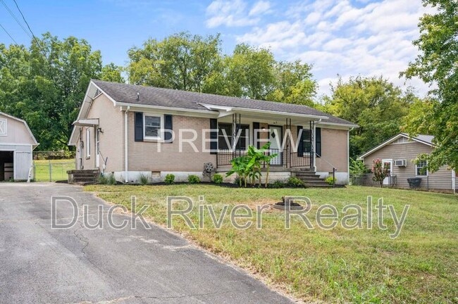 Primary Photo - 106 1/2 Hobbs Dr