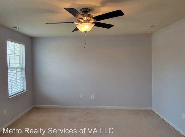 Building Photo - 3 br, 2.5 bath House - 13624 Baycraft Terrace