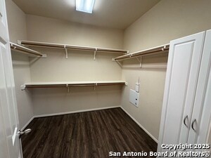 Building Photo - 709 Penick Way