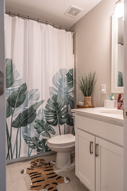 Building Photo - 156 Lakeview Dr