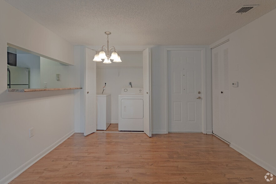 The Hamlet at Walden Pond Senior 62+ 20855 NW 9th Ct Miami Gardens