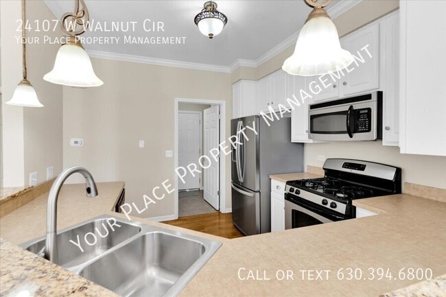 Building Photo - 24107 Walnut Cir