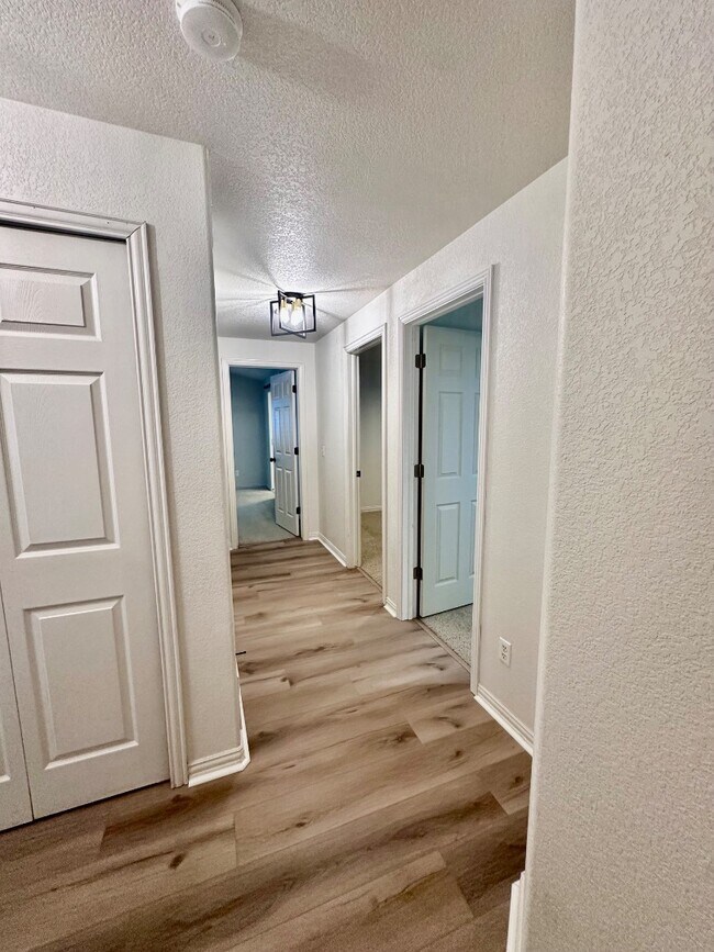Building Photo - 6230 Grand Mesa Dr