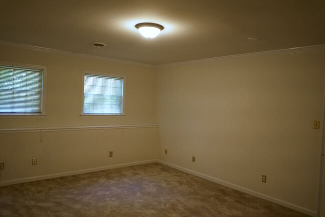 Building Photo - Charming 4 Bedroom/3 Bathroom Townhome in Mays Chapel-Chapelgate (Lutherville)