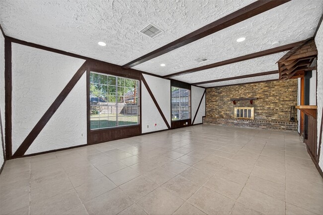 Building Photo - 5414 Spanish Oak Dr