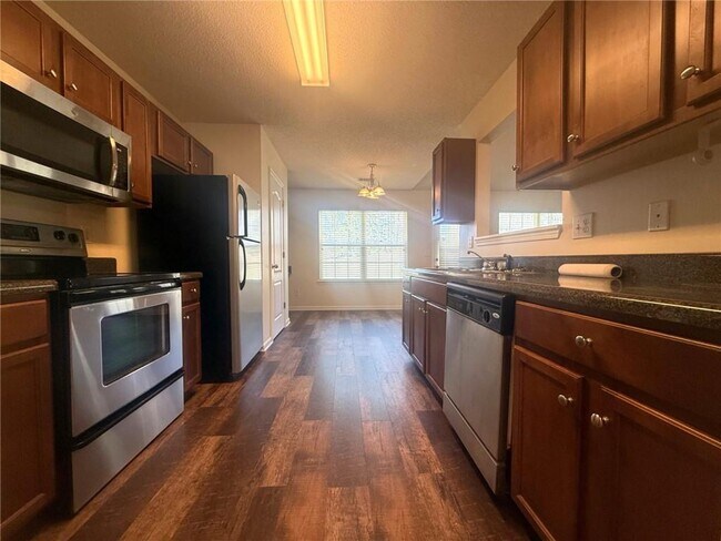 Building Photo - 164 Paces Overlook Trce