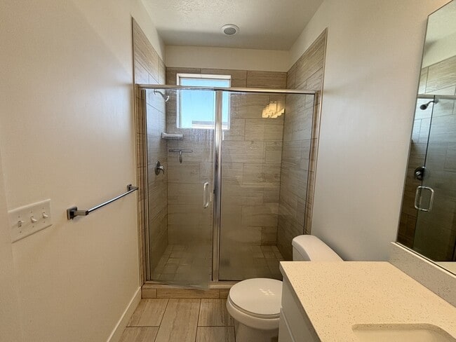 Building Photo - 3883 Komenda Ct