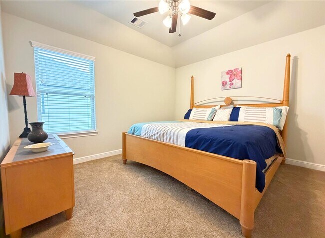 Building Photo - 244 Upland Dr