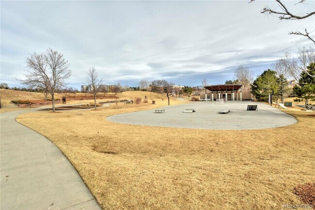 Building Photo - 6040 S Olive Ct