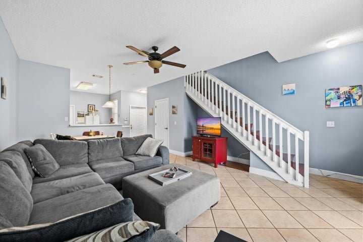 Building Photo - 2185 Salerno Cir