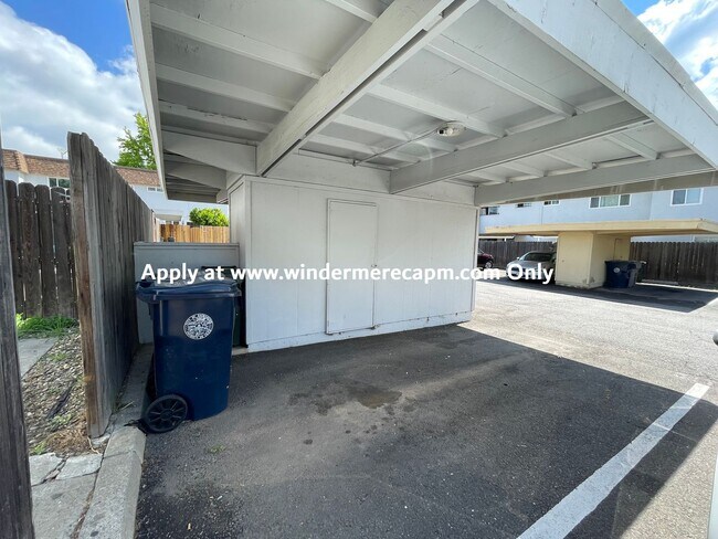 Building Photo - 6319 Seyferth Way