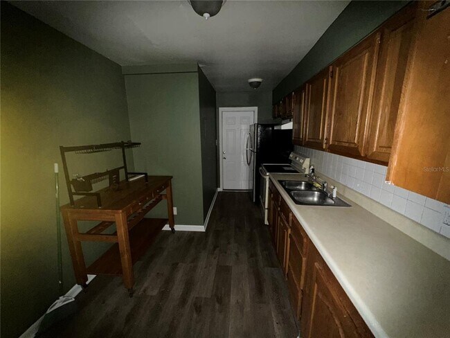 Building Photo - 4325 W Bay to Bay Blvd