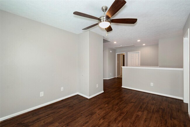 Building Photo - 24015 Adobe Ridge Ln