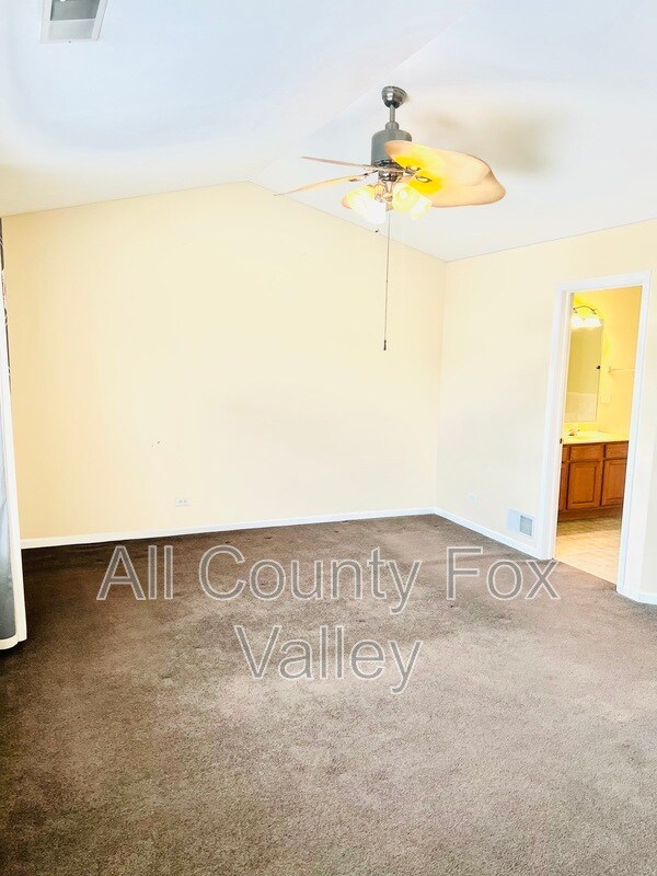 Building Photo - 2340 Stoughton Cir