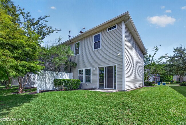 Building Photo - 1572 Biscayne Bay Dr