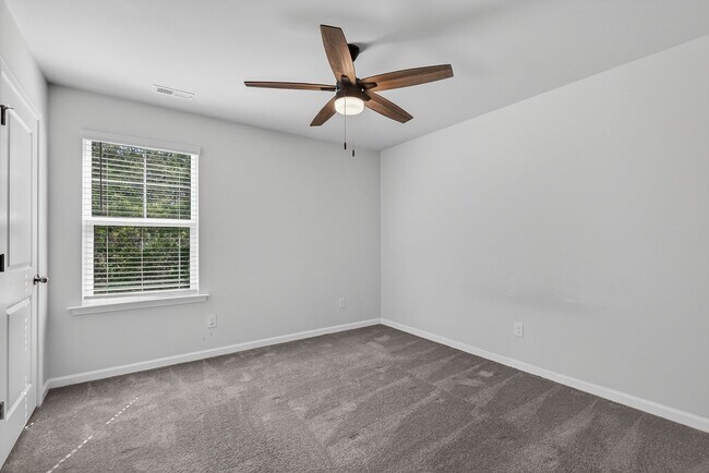 Building Photo - Coastal Living in The Preserve at Tidewater