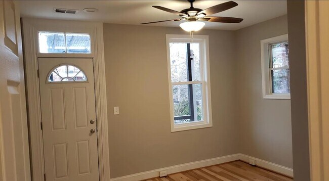 Building Photo - 3012 Guilford Ave