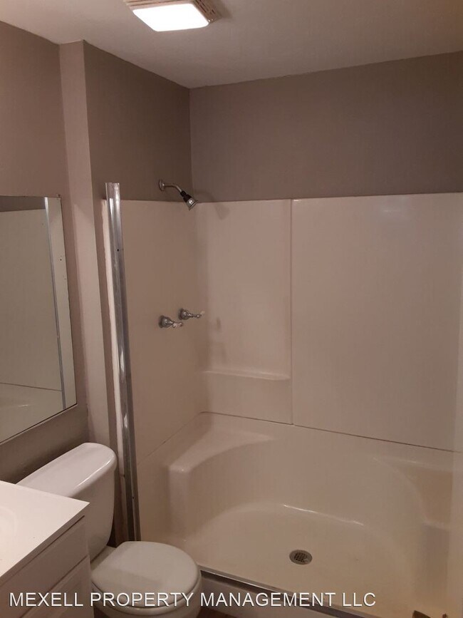 Building Photo - 3 br, 2 bath House - 2804 LAMBERT DR