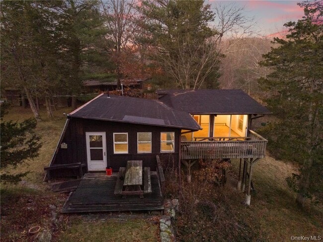 Building Photo - 296 Pine Hill Rd