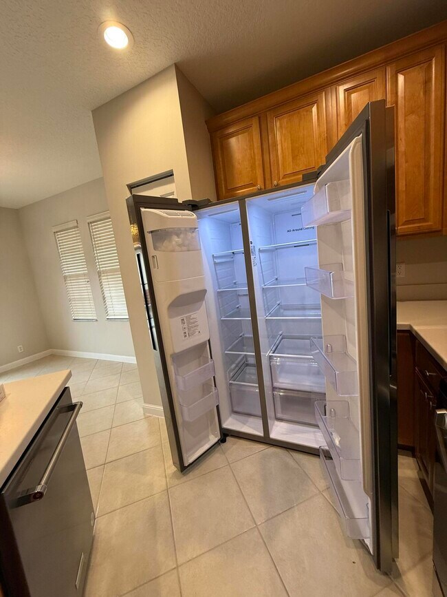 Building Photo - 233 Evergrene Pkwy