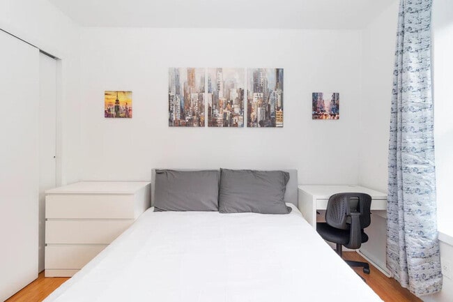 Building Photo - 1805 1st Ave