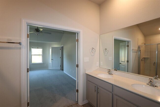 Building Photo - 256 Falling Star Ln