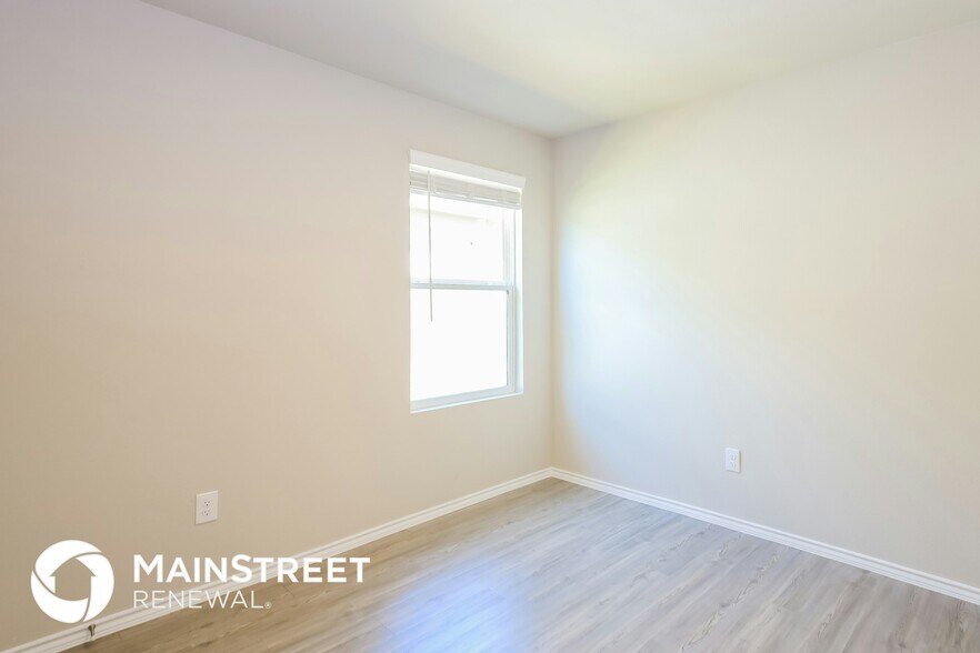 Building Photo - 8511 Bunting Pl