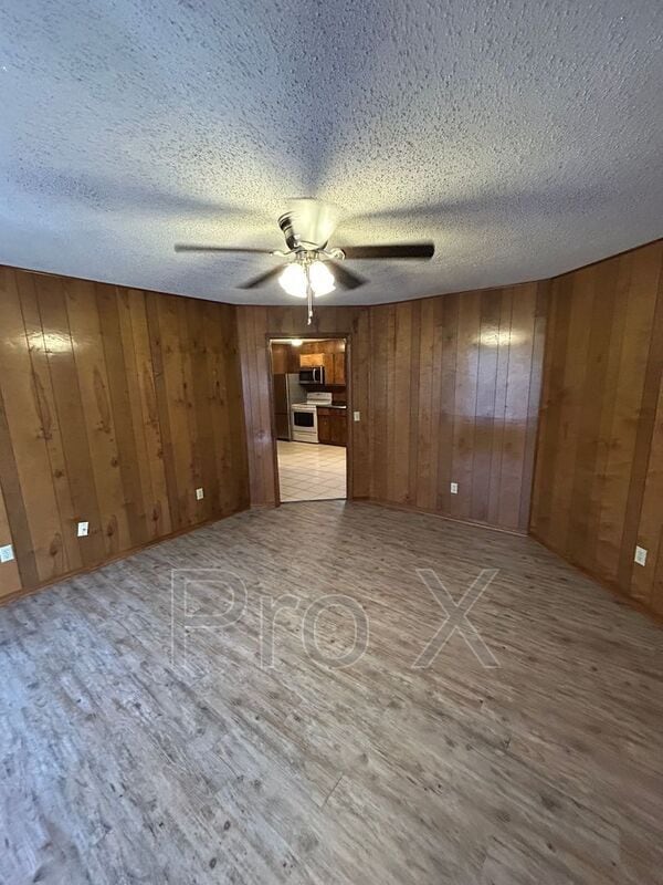 Building Photo - 1216 Highland Ave