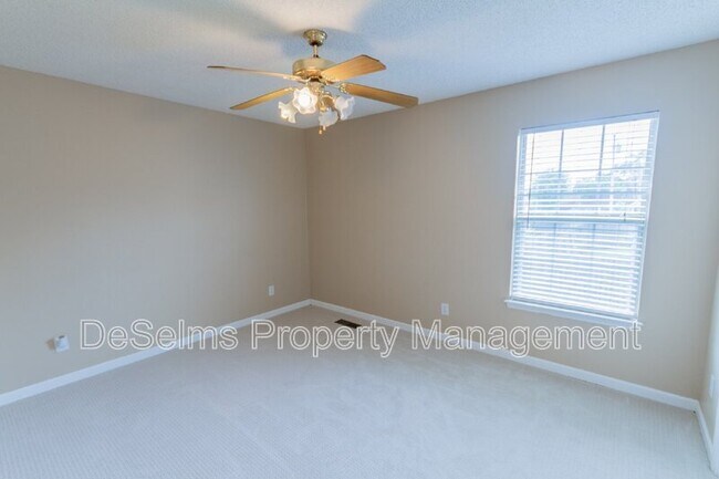 Building Photo - 1009 Norwood Ct