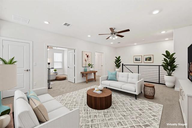 Building Photo - 4550 Cinema St