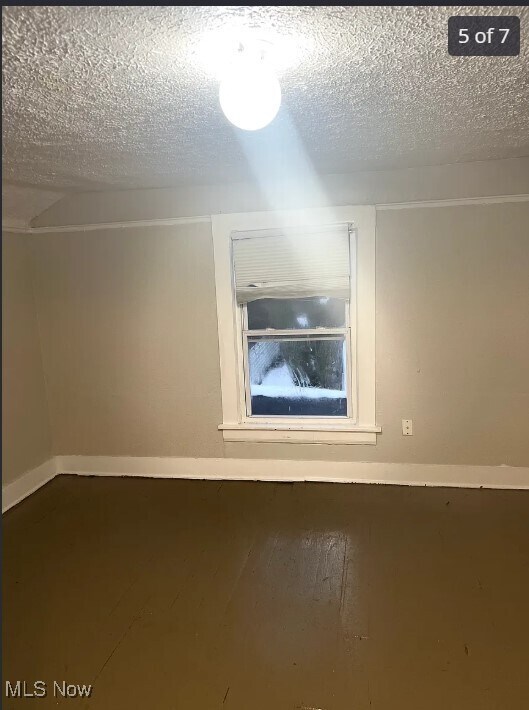 Building Photo - 1223 Atwood Ave