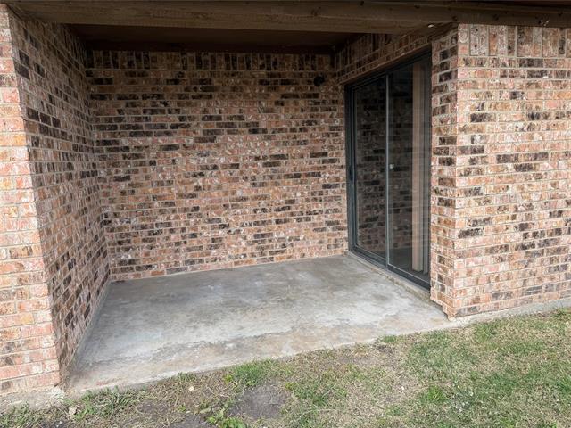 Building Photo - 1605 Pvt Rd 5010