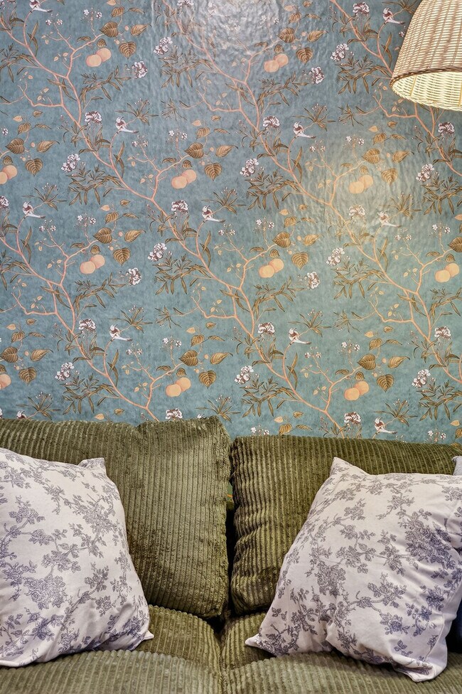 Building Photo - 1004 Airport Blvd