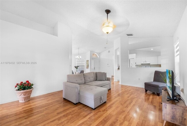 Building Photo - 2020 SE 5th Pl