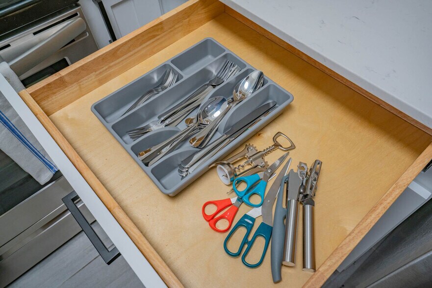 Building Photo - 8550 E McDowell Rd