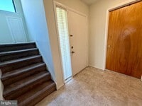 Building Photo - 21 Alexander Ct