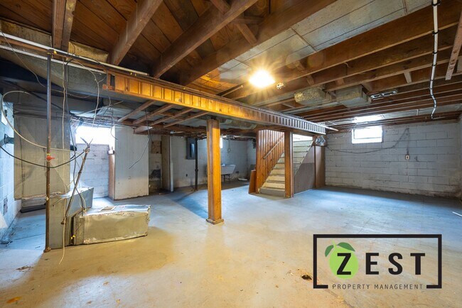 Building Photo - 2 BED 1 BATH SINGLE FAMILY HOME OPEN HOUSE...