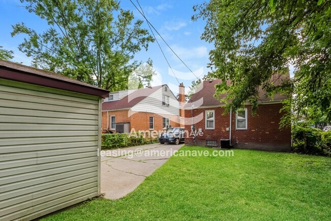 Building Photo - 15132 Evergreen Rd
